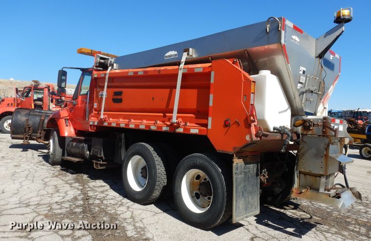 image for item DK7645 2007 International 7400  dump truck