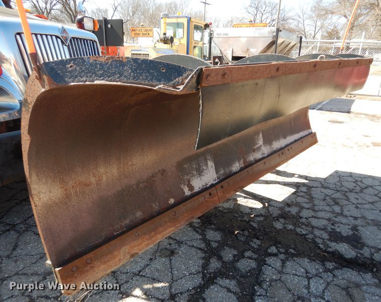 image for item DK7645 2007 International 7400  dump truck