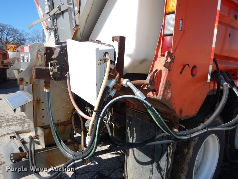 image for item DK7645 2007 International 7400  dump truck