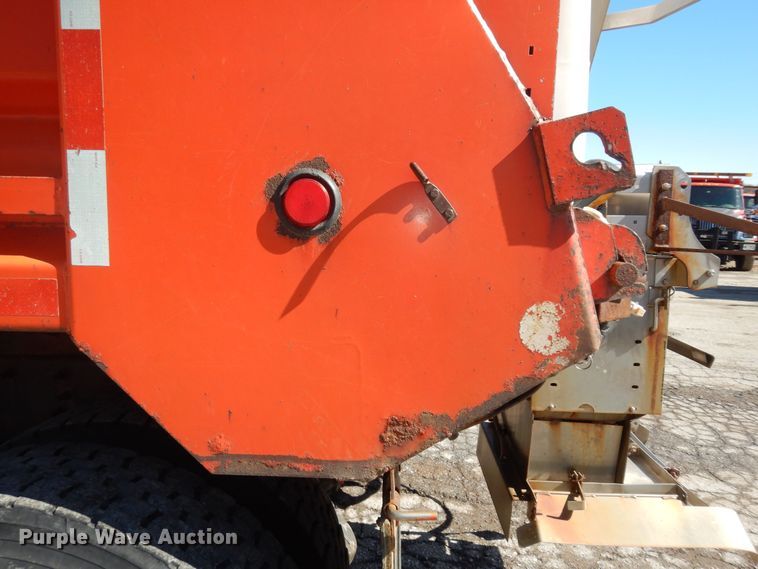 image for item DK7645 2007 International 7400  dump truck