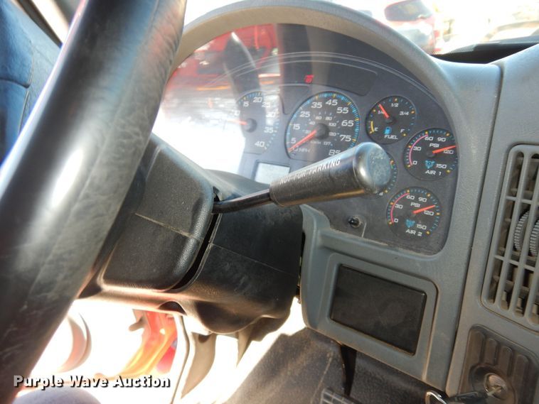 image for item DK7645 2007 International 7400  dump truck