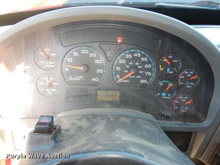 image for item DK7645 2007 International 7400  dump truck