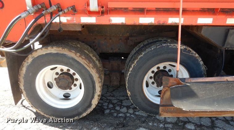 image for item DK7645 2007 International 7400  dump truck