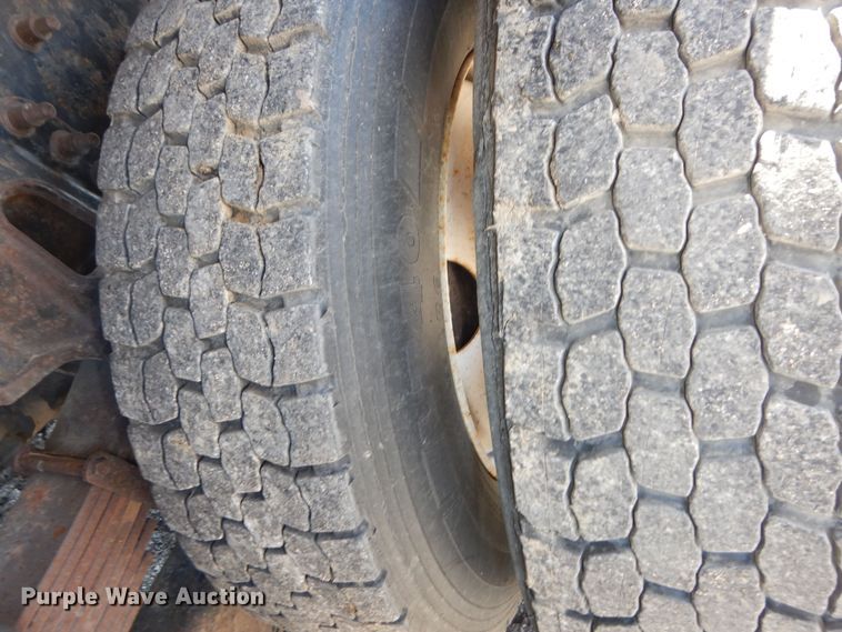 image for item DK7645 2007 International 7400  dump truck