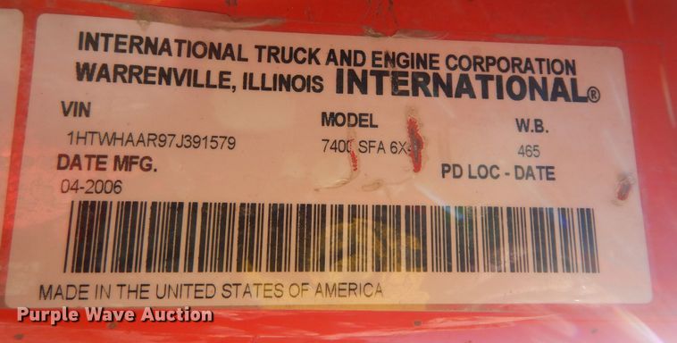 image for item DK7645 2007 International 7400  dump truck