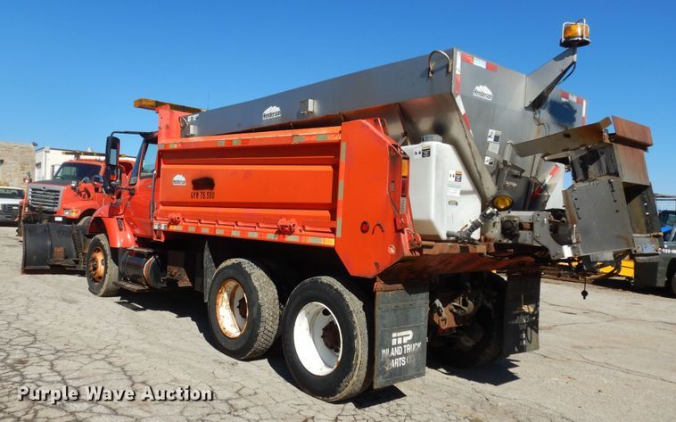 image for item DK7646 2007 International 7400  dump truck