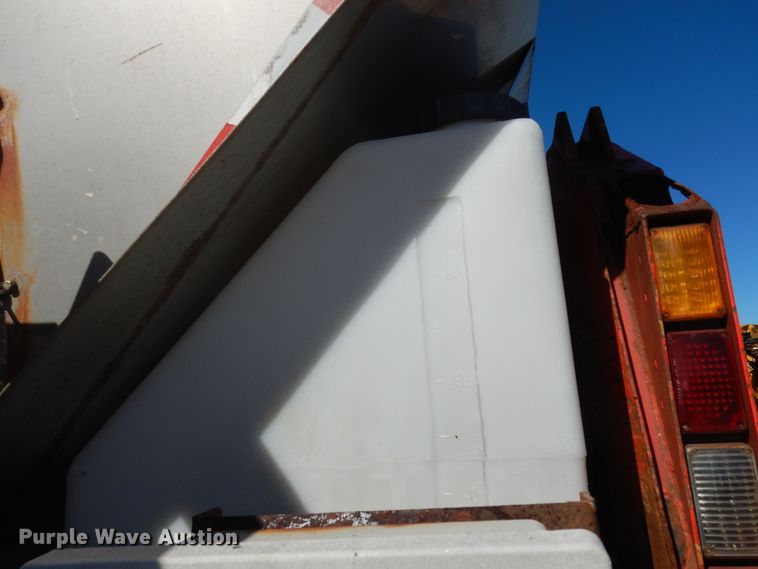 image for item DK7646 2007 International 7400  dump truck