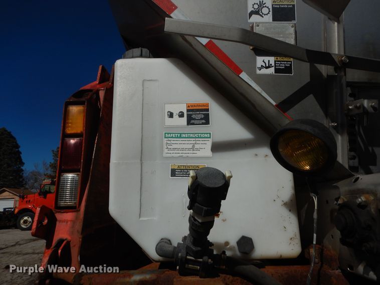 image for item DK7646 2007 International 7400  dump truck