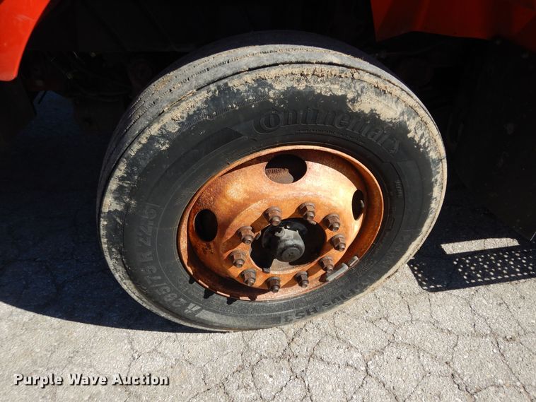 image for item DK7646 2007 International 7400  dump truck