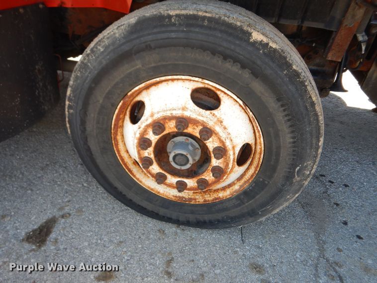 image for item DK7646 2007 International 7400  dump truck