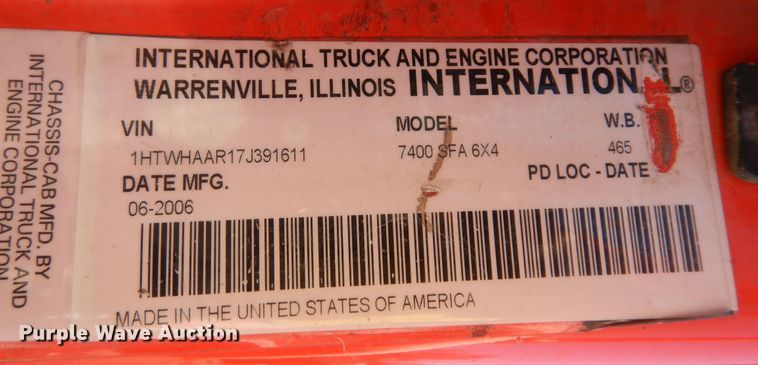 image for item DK7646 2007 International 7400  dump truck