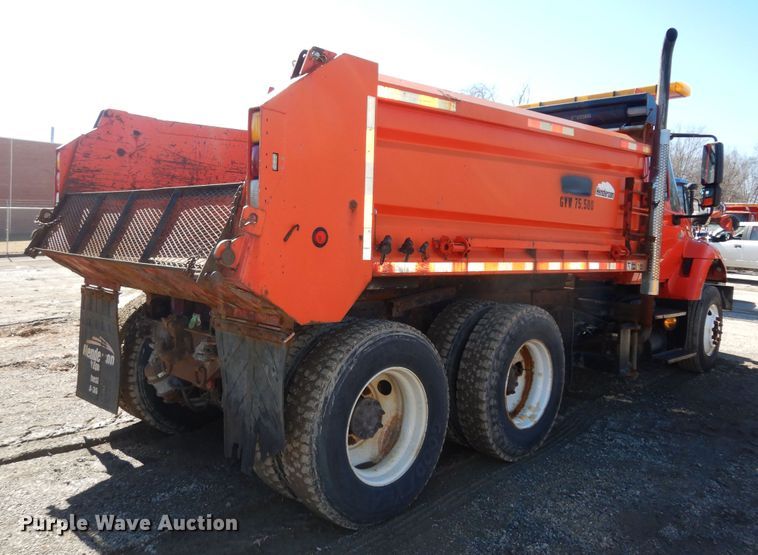 image for item DK7647 2007 International 7400  dump truck