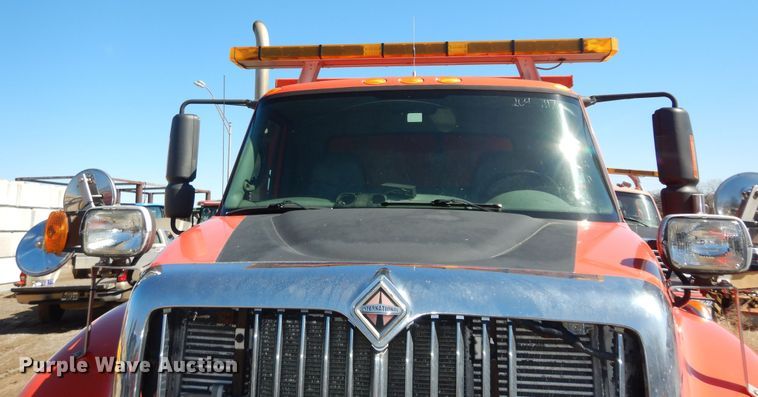 image for item DK7647 2007 International 7400  dump truck