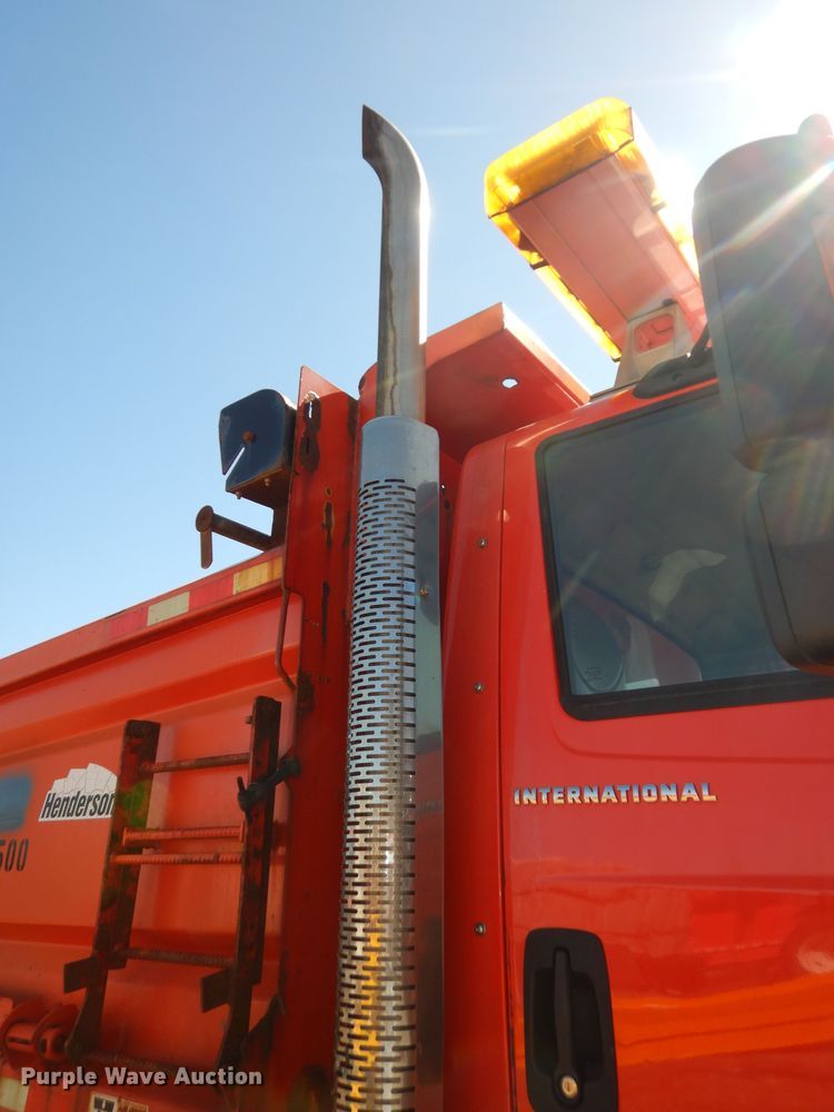 image for item DK7647 2007 International 7400  dump truck