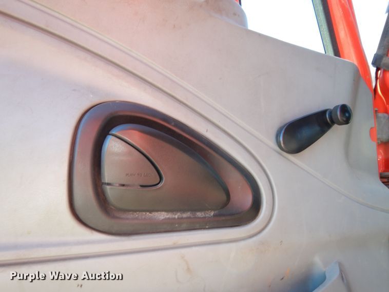 image for item DK7647 2007 International 7400  dump truck