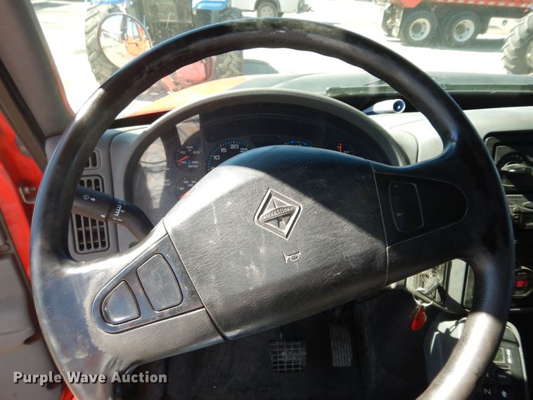 image for item DK7647 2007 International 7400  dump truck