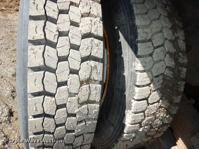 image for item DK7647 2007 International 7400  dump truck