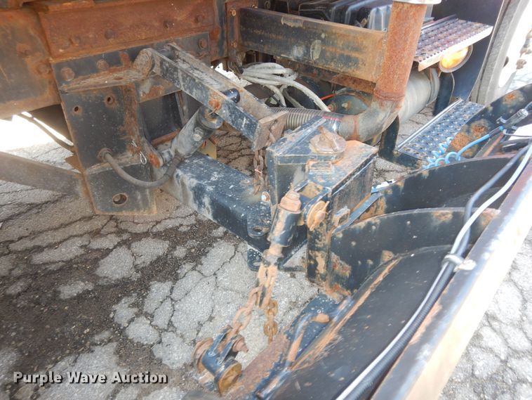 image for item DK7647 2007 International 7400  dump truck