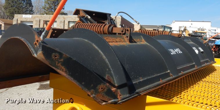 image for item DK7647 2007 International 7400  dump truck