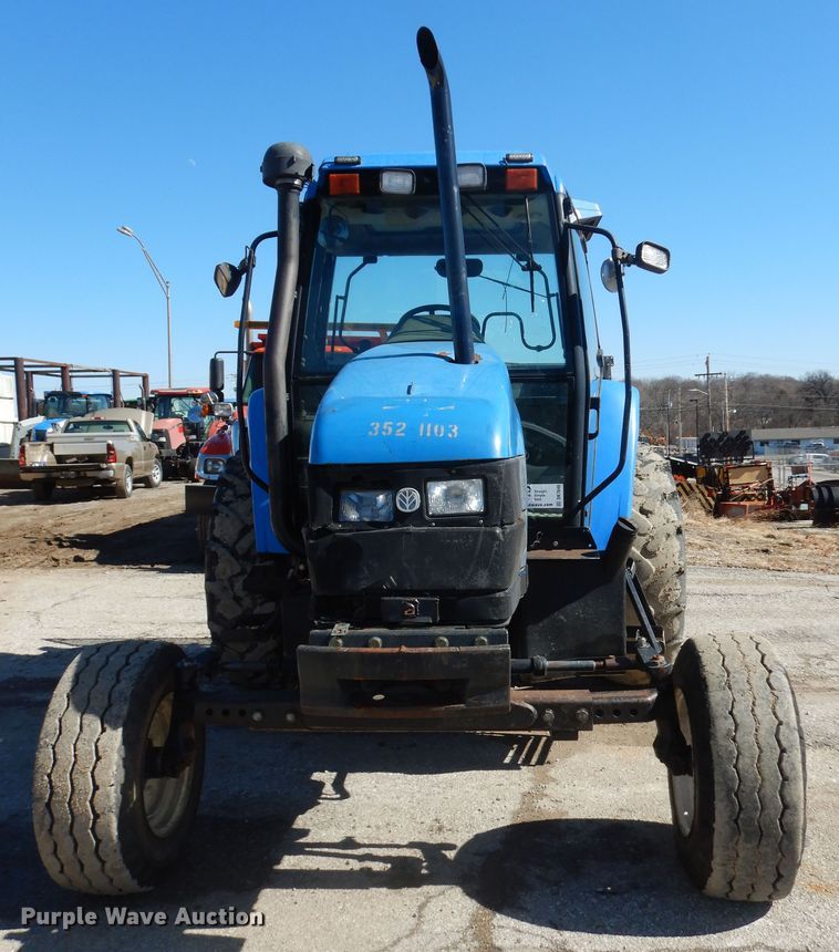 image for item DK7648 2003 New Holland TS100  tractor