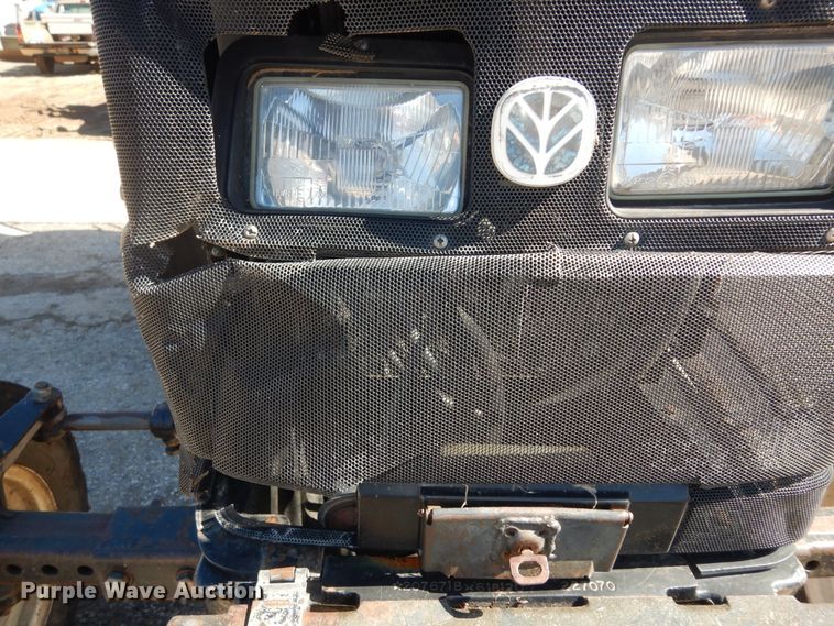 image for item DK7648 2003 New Holland TS100  tractor