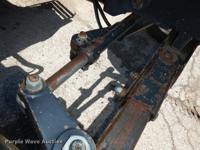 image for item DK7648 2003 New Holland TS100  tractor