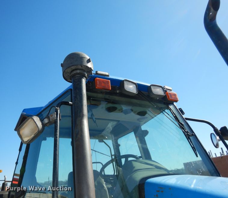 image for item DK7648 2003 New Holland TS100  tractor