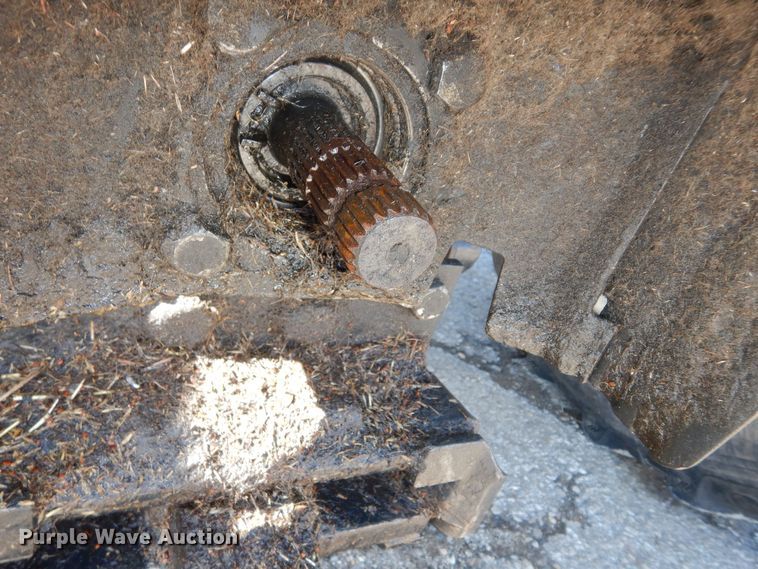 image for item DK7648 2003 New Holland TS100  tractor