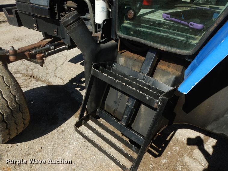 image for item DK7648 2003 New Holland TS100  tractor