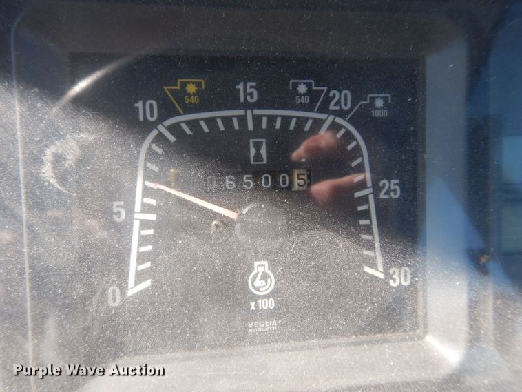 image for item DK7648 2003 New Holland TS100  tractor