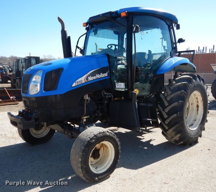 image for item DK7649 2006 New Holland TS110A  tractor