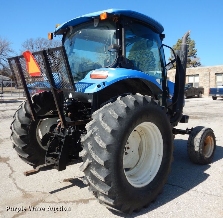 image for item DK7649 2006 New Holland TS110A  tractor