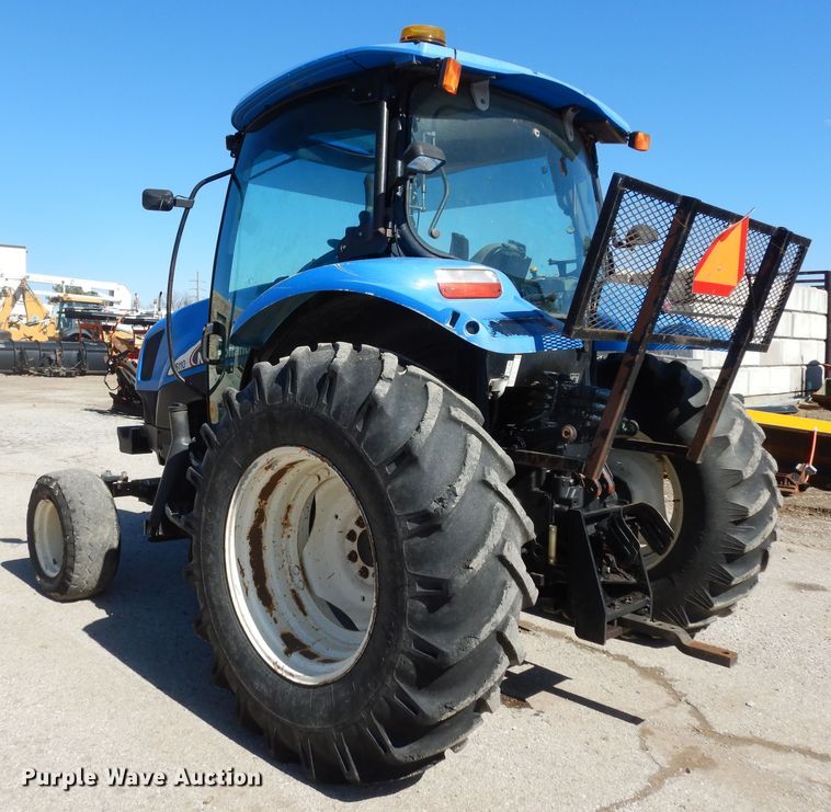 image for item DK7649 2006 New Holland TS110A  tractor