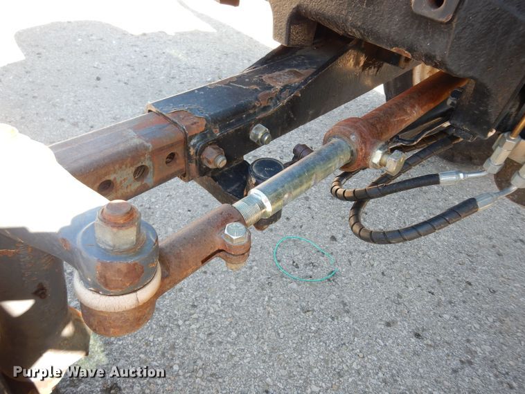 image for item DK7649 2006 New Holland TS110A  tractor