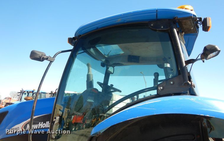 image for item DK7649 2006 New Holland TS110A  tractor