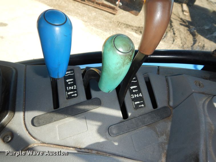 image for item DK7649 2006 New Holland TS110A  tractor