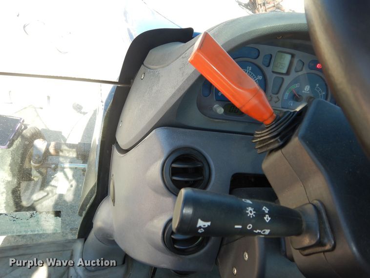 image for item DK7649 2006 New Holland TS110A  tractor