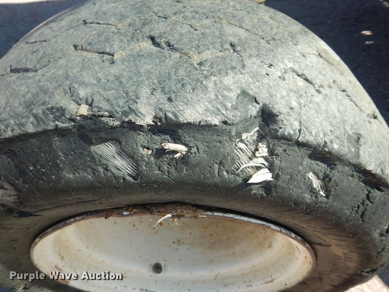 image for item DK7649 2006 New Holland TS110A  tractor