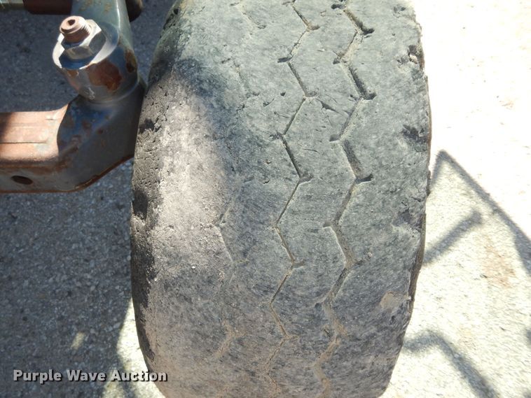 image for item DK7649 2006 New Holland TS110A  tractor