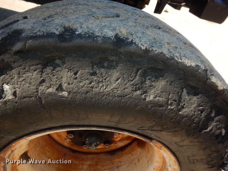 image for item DK7649 2006 New Holland TS110A  tractor