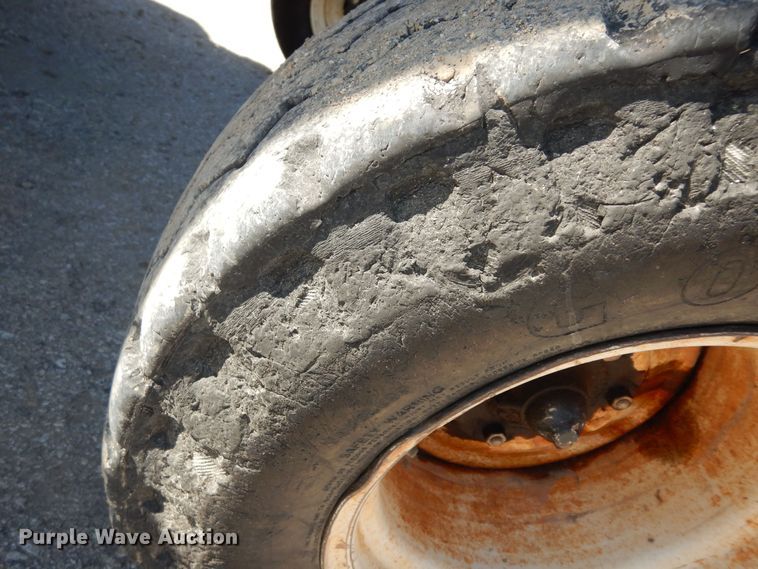 image for item DK7649 2006 New Holland TS110A  tractor