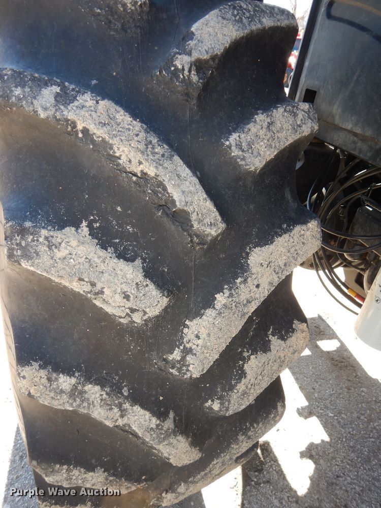 image for item DK7649 2006 New Holland TS110A  tractor