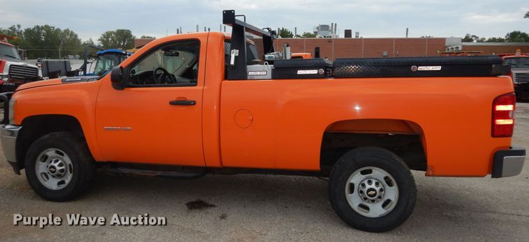 image for item DM3199 2012 Chevrolet Silverado 2500HD  pickup truck