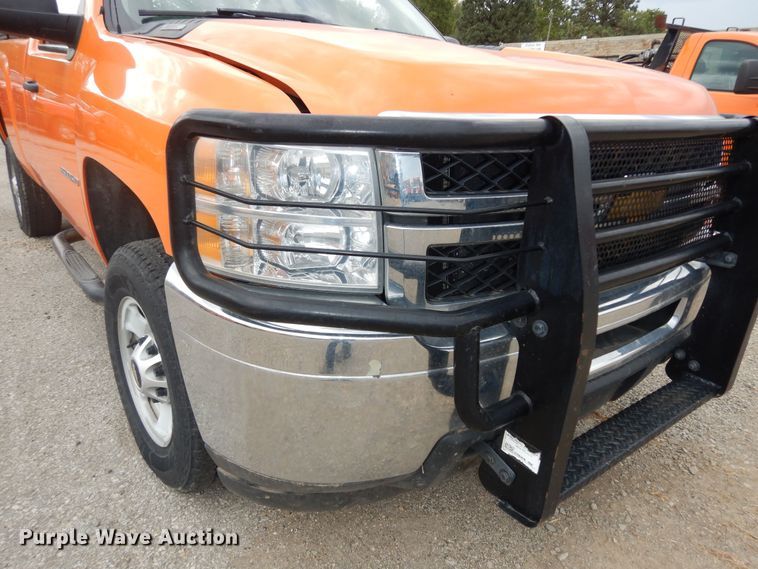 image for item DM3199 2012 Chevrolet Silverado 2500HD  pickup truck