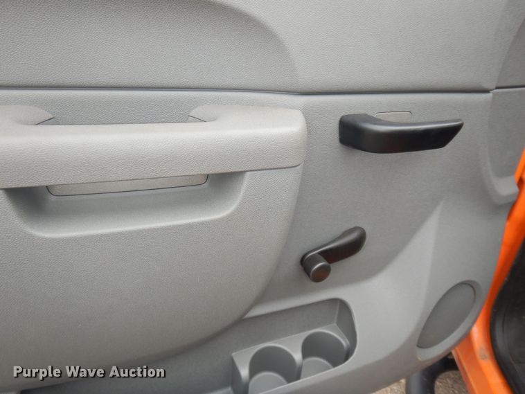 image for item DM3199 2012 Chevrolet Silverado 2500HD  pickup truck