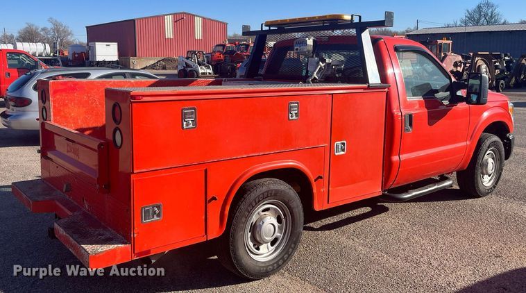 image for item DQ4098 2011 Ford F250 Super Duty  utility bed pickup truck