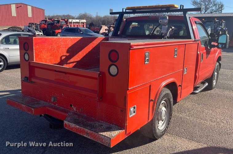 image for item DQ4098 2011 Ford F250 Super Duty  utility bed pickup truck