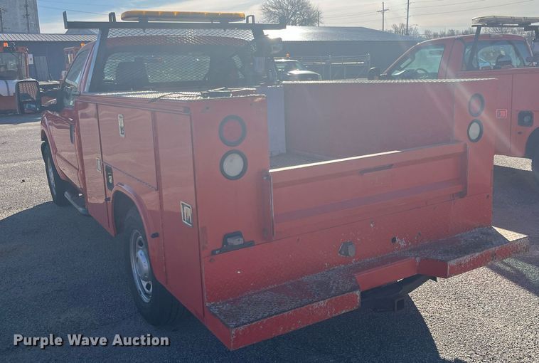 image for item DQ4098 2011 Ford F250 Super Duty  utility bed pickup truck