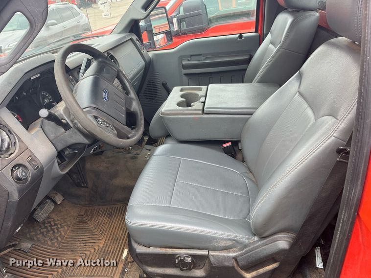 image for item DQ4098 2011 Ford F250 Super Duty  utility bed pickup truck