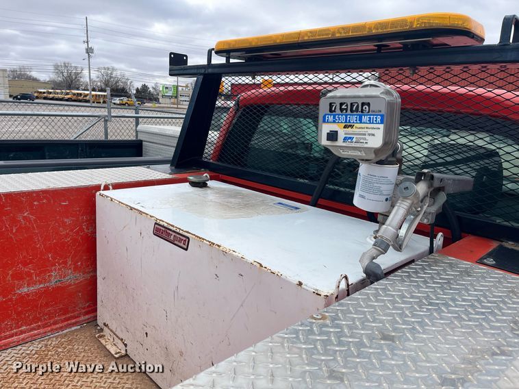 image for item DQ4098 2011 Ford F250 Super Duty  utility bed pickup truck